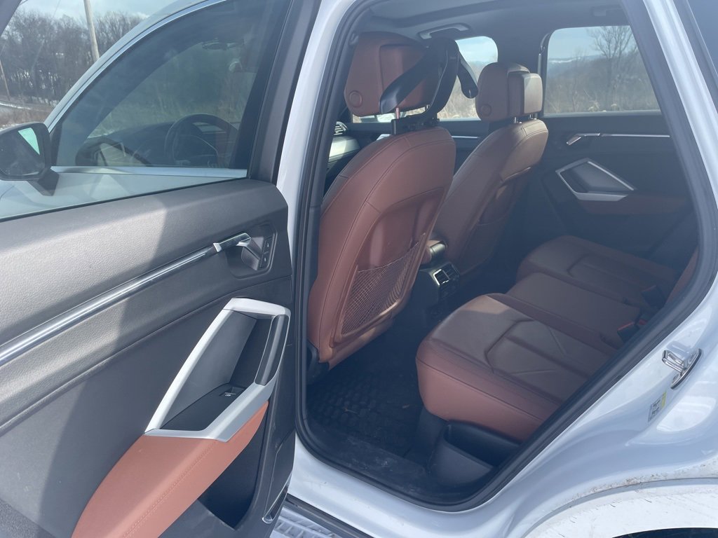 Used 2021 Audi Q3 2.0T Premium Plus image 11