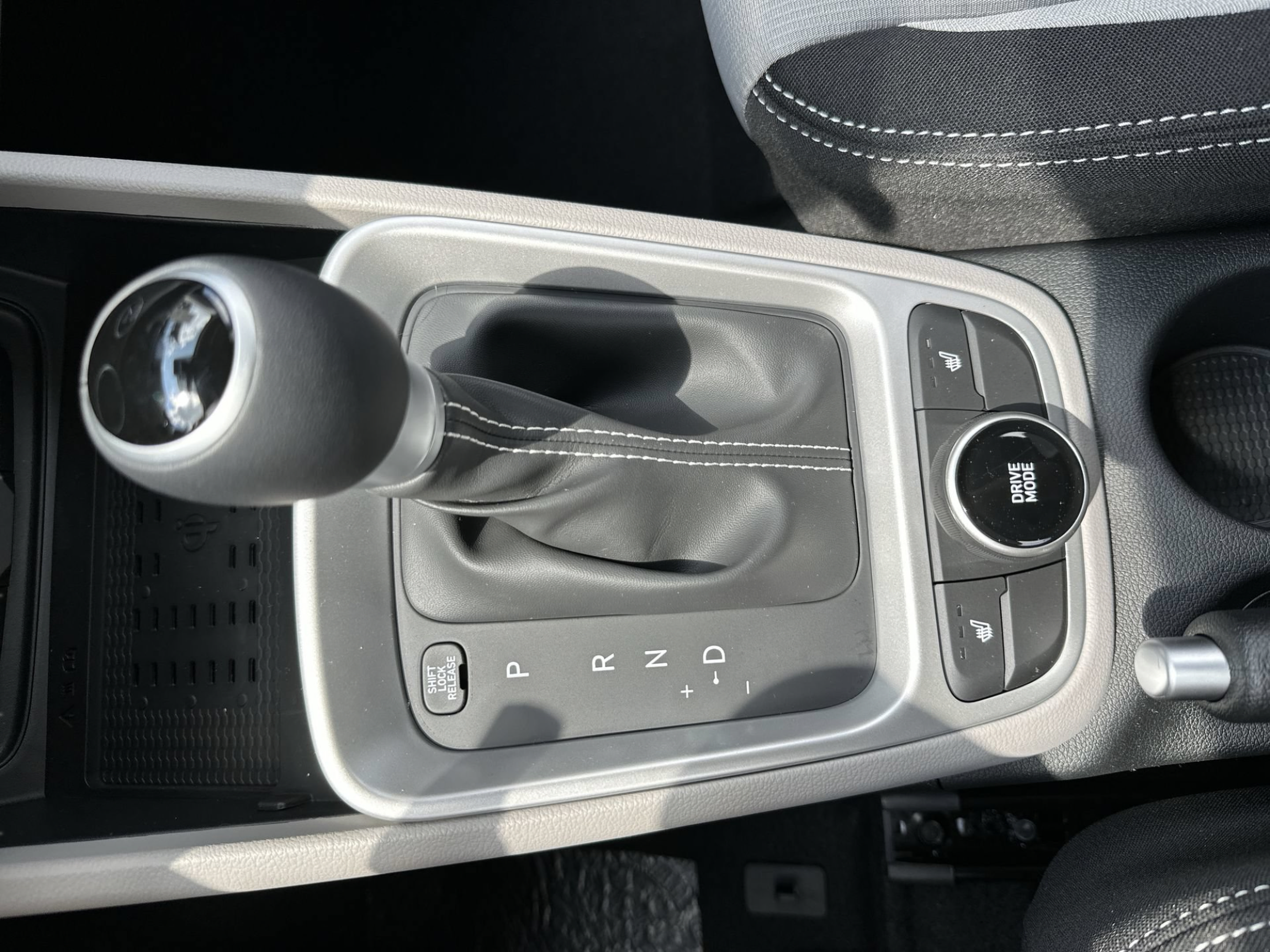 New 2026 Hyundai Venue SEL FWD image 20