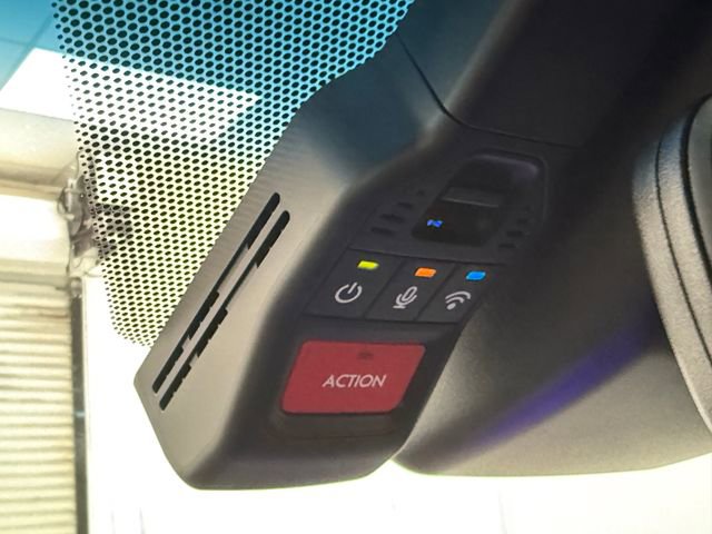 Used 2024 Toyota Venza XLE image 22