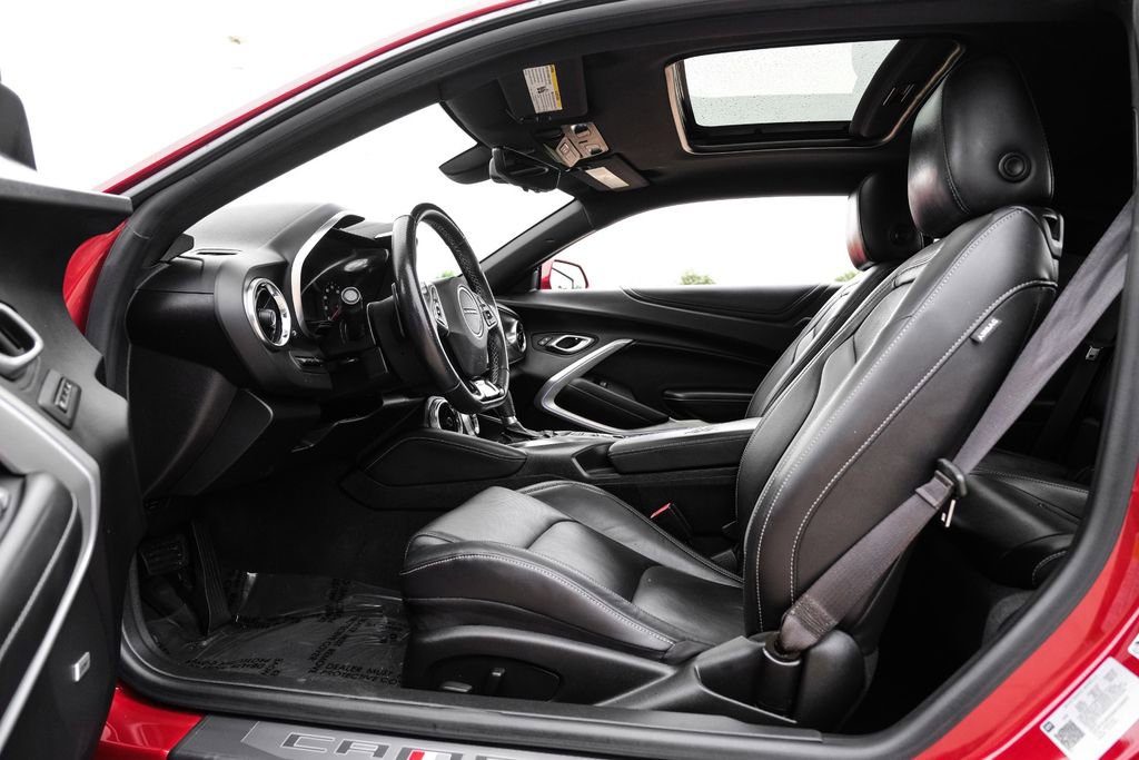Used 2022 Chevrolet Camaro LT w/ RS Package RWD image 4