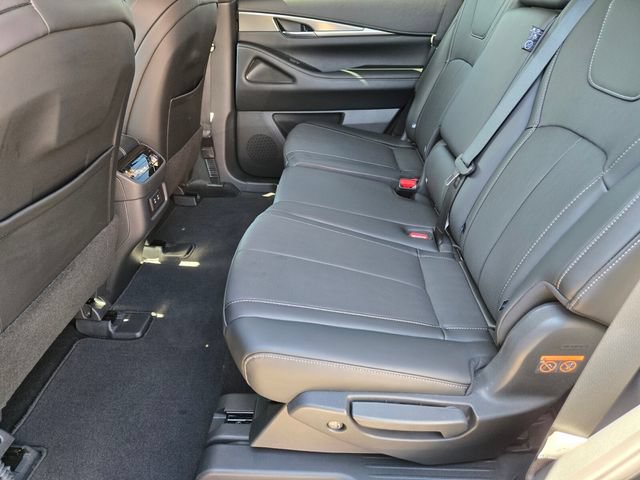 Certified 2026 INFINITI QX60 Pure w/ Cargo Package AWD/4WD image 12