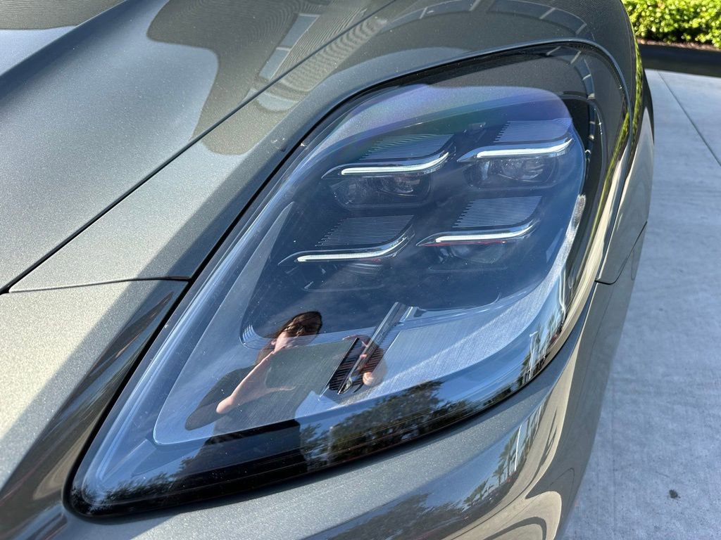 Used 2026 Porsche Panamera RWD image 13