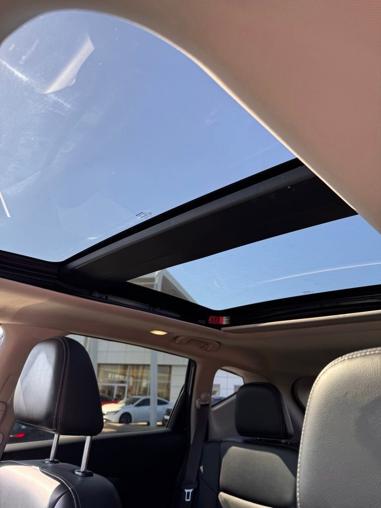 Used 2023 Nissan Murano SL w/ SL Moonroof Package AWD/4WD image 19