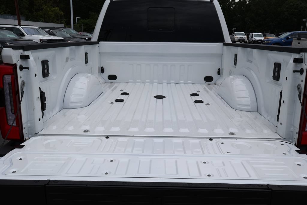 New 2026 Ford F250 Platinum w/ Platinum Plus Package AWD/4WD image 23