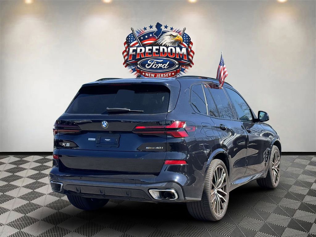 Used 2024 BMW X5 sDrive40i w/ M Sport Package image 4