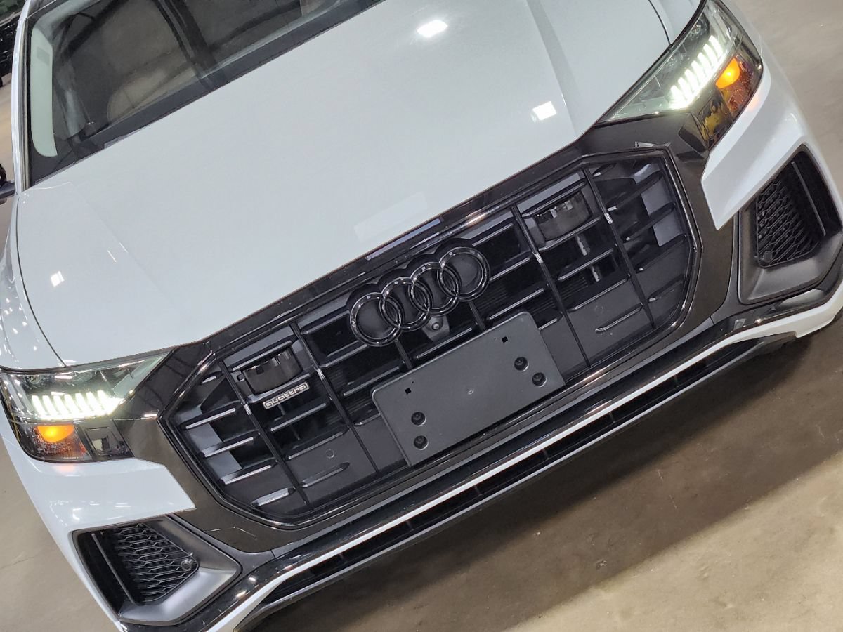 Used 2020 Audi Q8 Prestige AWD/4WD image 19