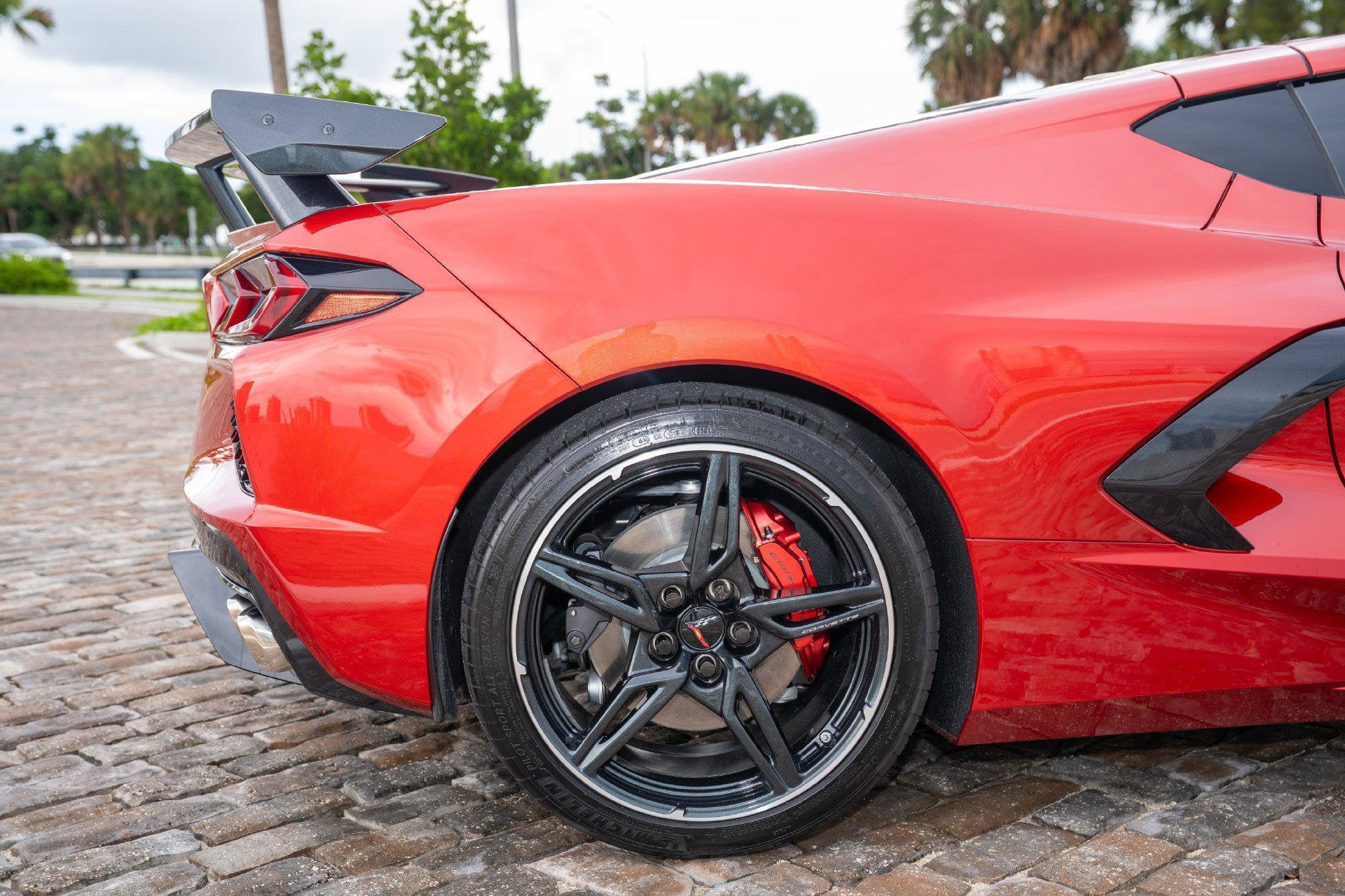 Used 2021 Chevrolet Corvette Stingray Coupe w/ Battery Protection Package RWD image 13