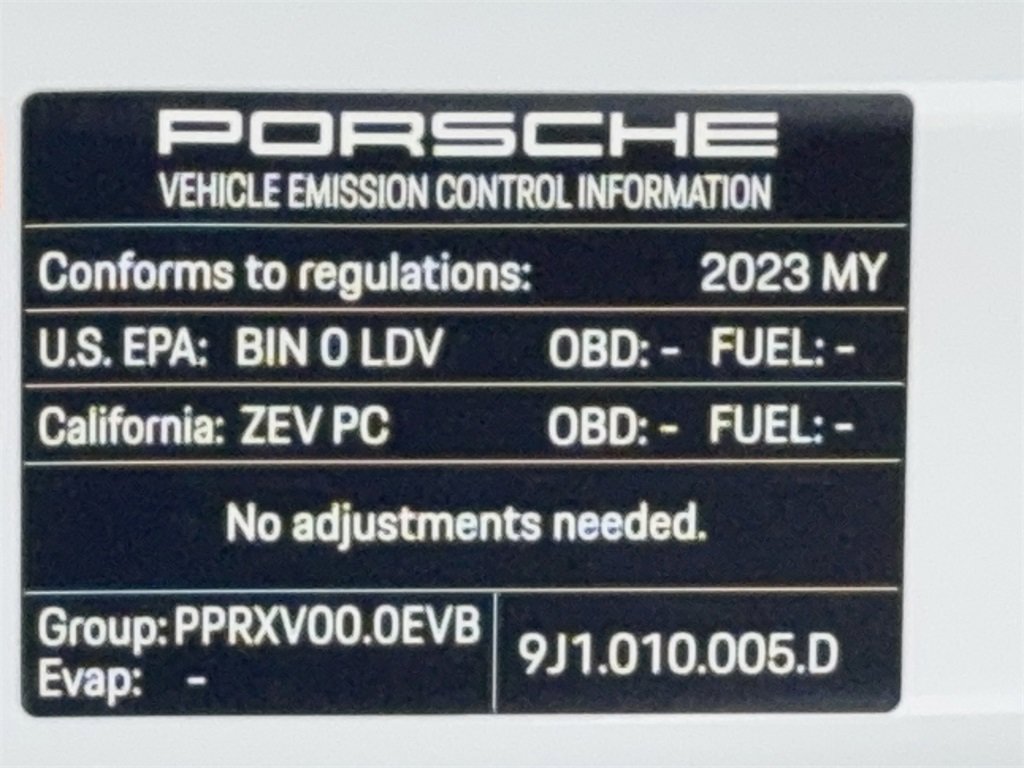 Used 2023 Porsche Taycan w/ Premium Package image 61