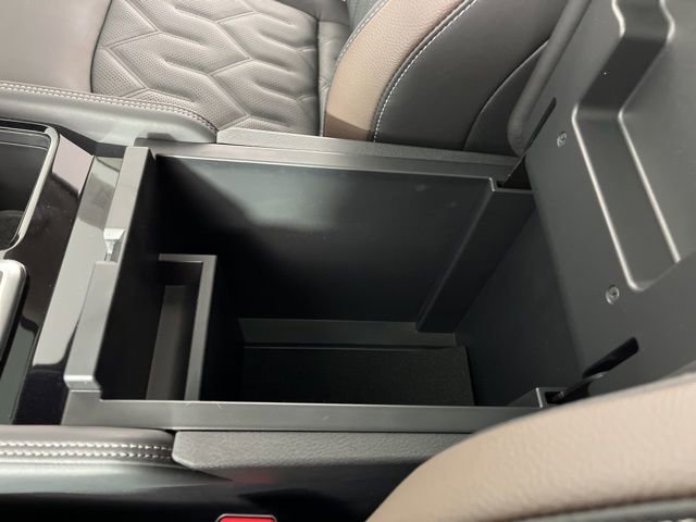 New 2026 Nissan Pathfinder Platinum w/ Accent Package image 29