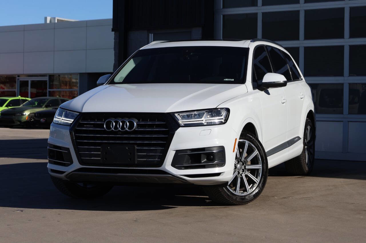Used 2018 Audi Q7 3.0T Premium Plus w/ Premium Plus Package image 3