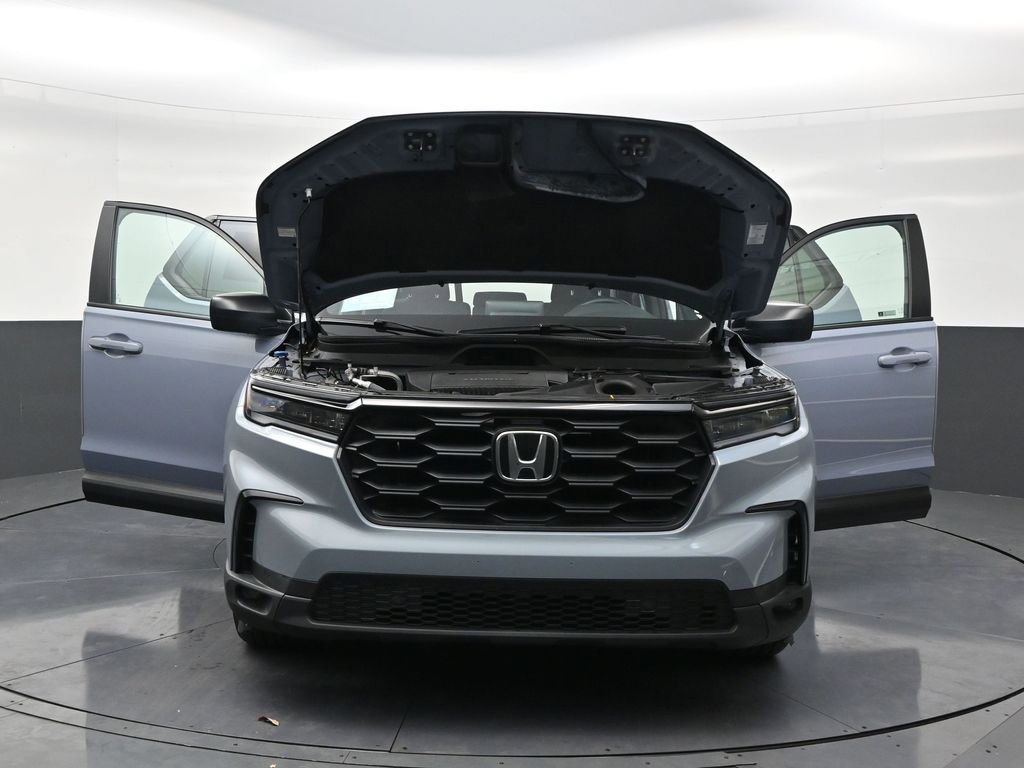 Used 2023 Honda Pilot Sport image 34