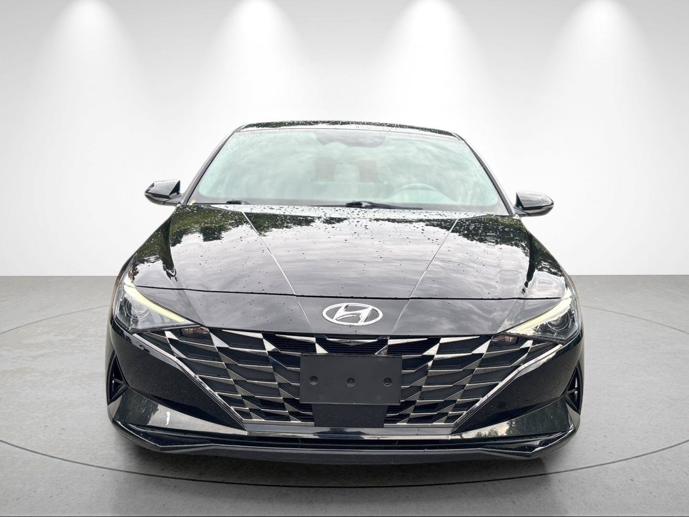 Used 2022 Hyundai Elantra SEL w/ Convenience + Premium Package FWD image 8