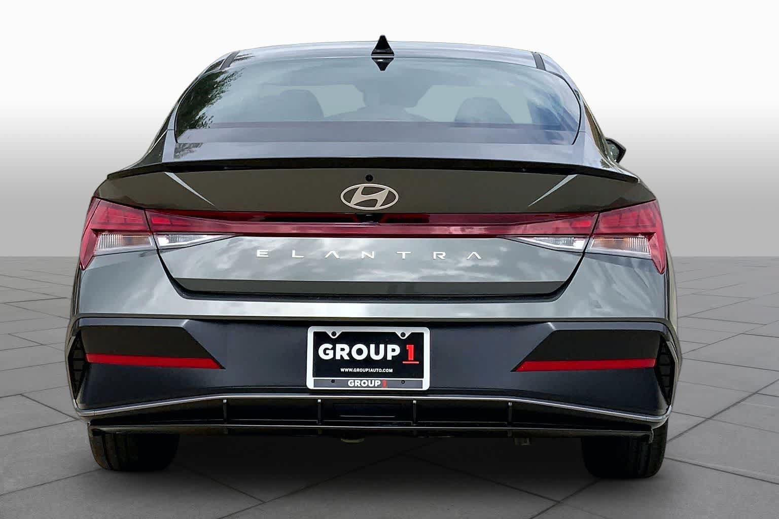 Certified 2026 Hyundai Elantra N Line FWD image 4