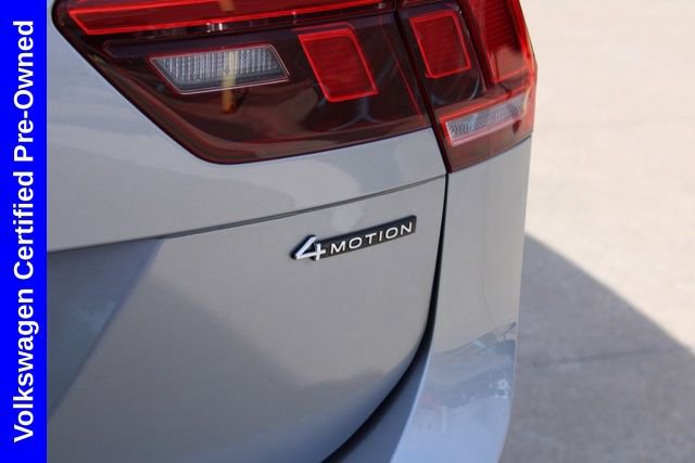 Used 2024 Volkswagen Tiguan SE R-Line image 8