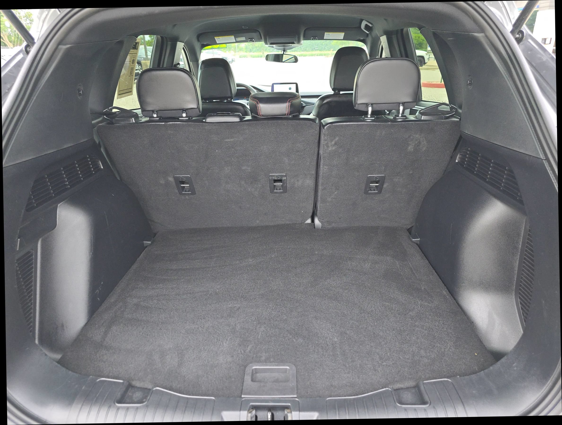 Used 2025 Ford Escape ST-Line AWD/4WD image 16
