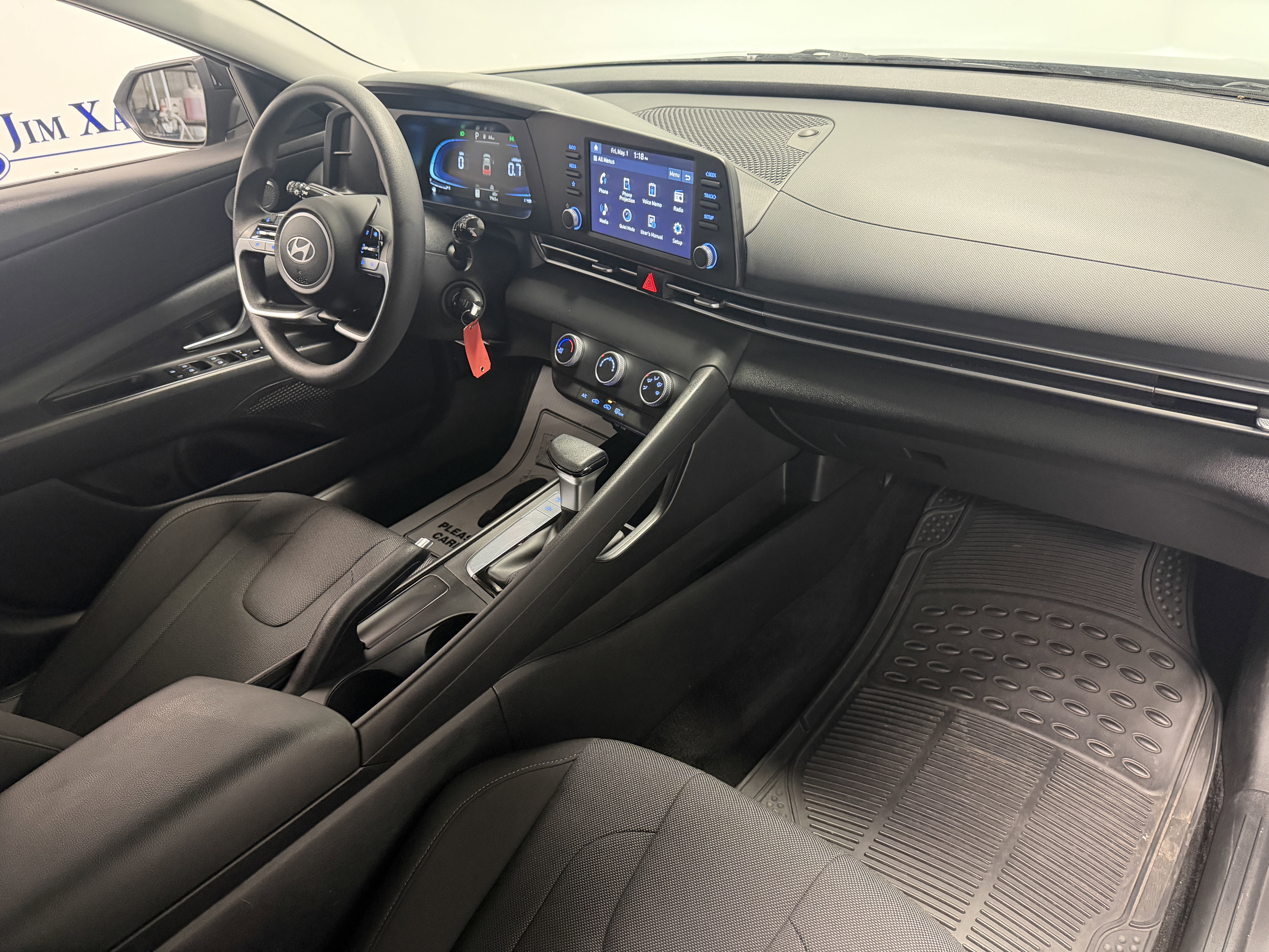 Used 2025 Hyundai Elantra SE FWD image 20