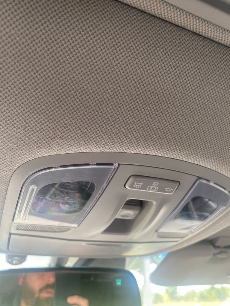 Used 2019 Hyundai Ioniq Limited w/ Ultimate Package 02 FWD image 17