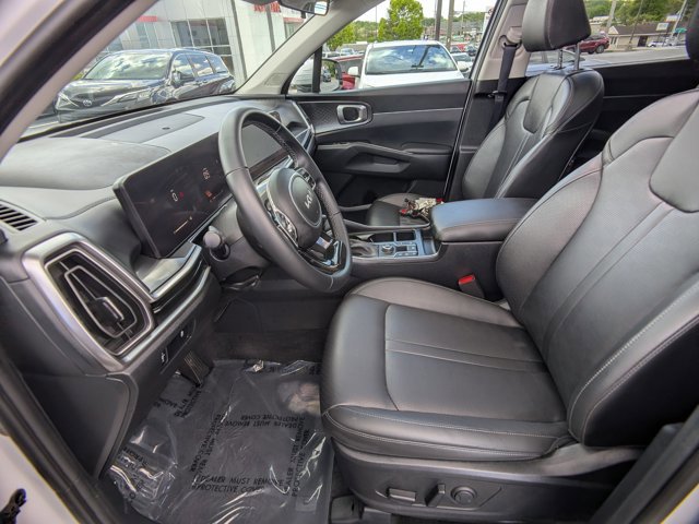 Used 2025 Kia Sorento S w/ Panoramic Sunroof Package AWD/4WD image 17