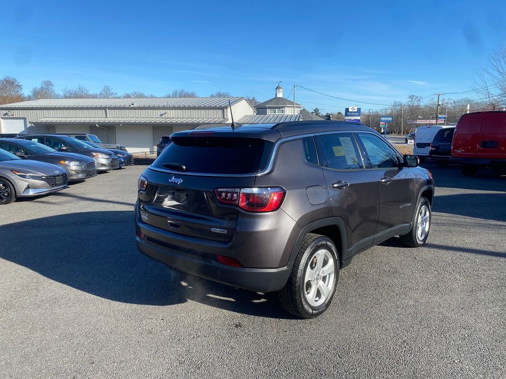 Used 2019 Jeep Compass Latitude w/ Popular Equipment Group image 5