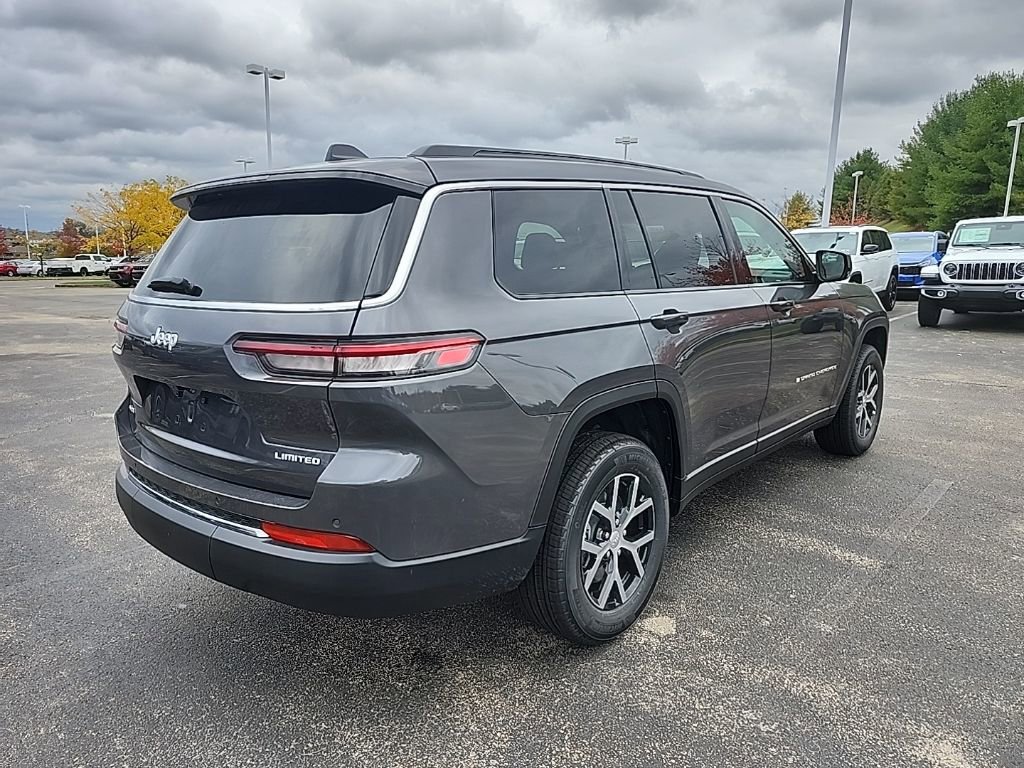 New 2025 Jeep Grand Cherokee L Limited w/ Trailer Tow Package image 3