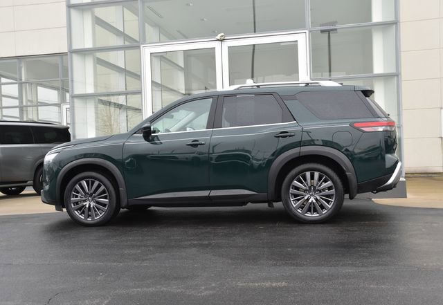 Used 2023 Nissan Pathfinder SL w/ SL Premium Package image 7