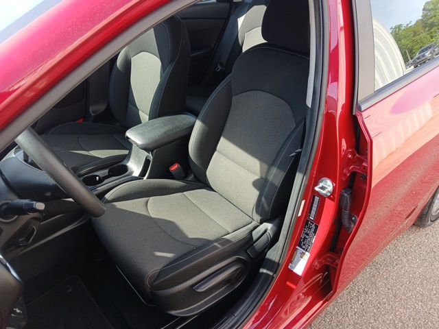 Used 2022 Kia Forte LXS FWD image 25