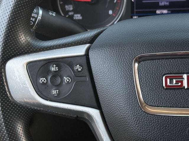 Used 2021 GMC Acadia SLE AWD/4WD image 14