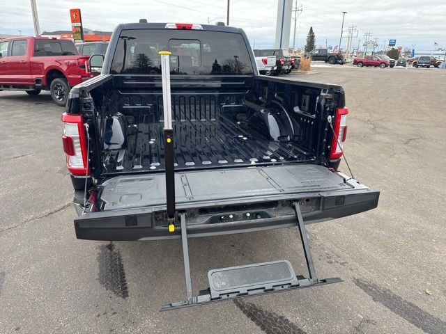 Used 2022 Ford F150 Lariat w/ Equipment Group 502A High image 8