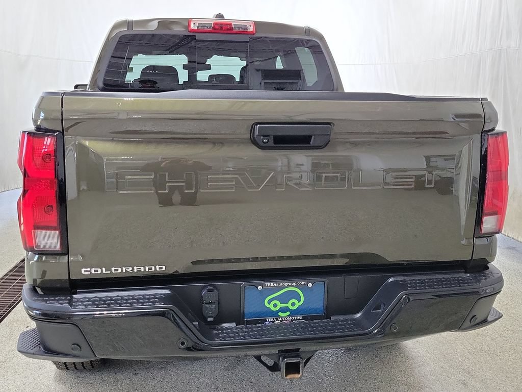Used 2024 Chevrolet Colorado Z71 w/ Advanced Trailering Package AWD/4WD image 6
