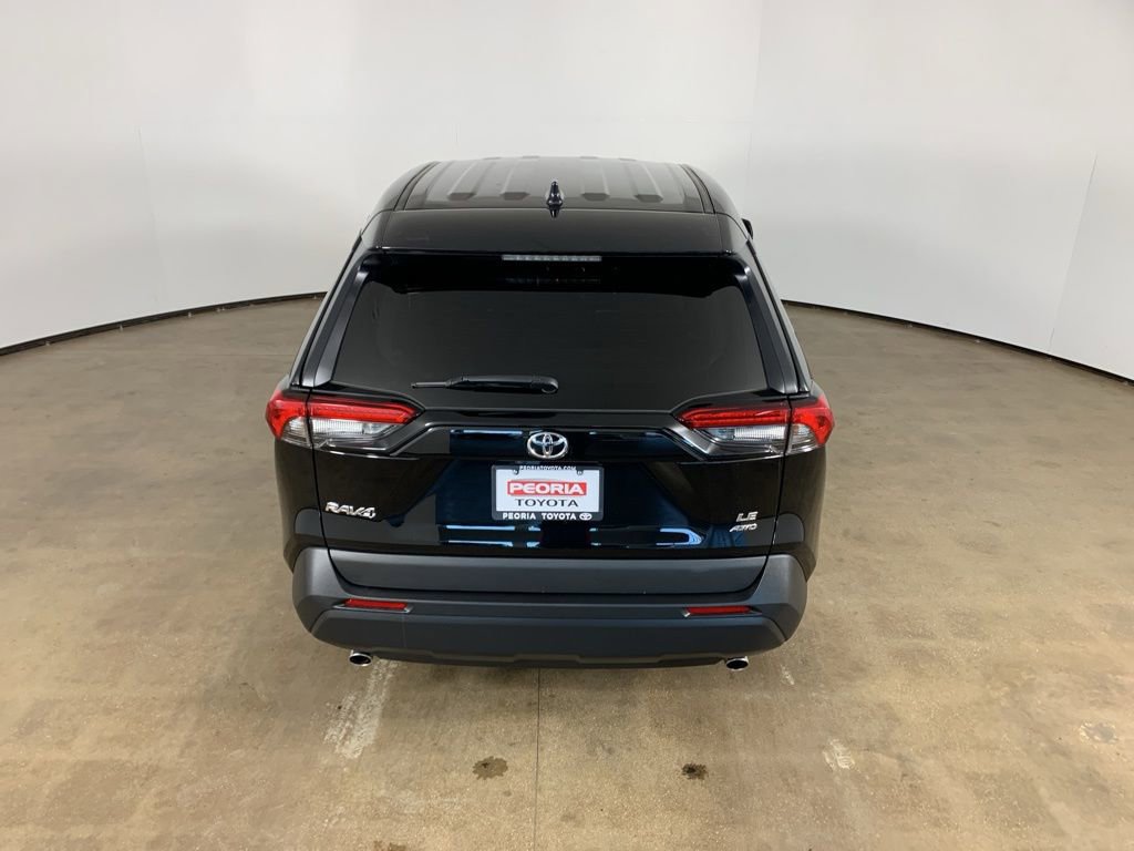 Used 2024 Toyota RAV4 LE image 11