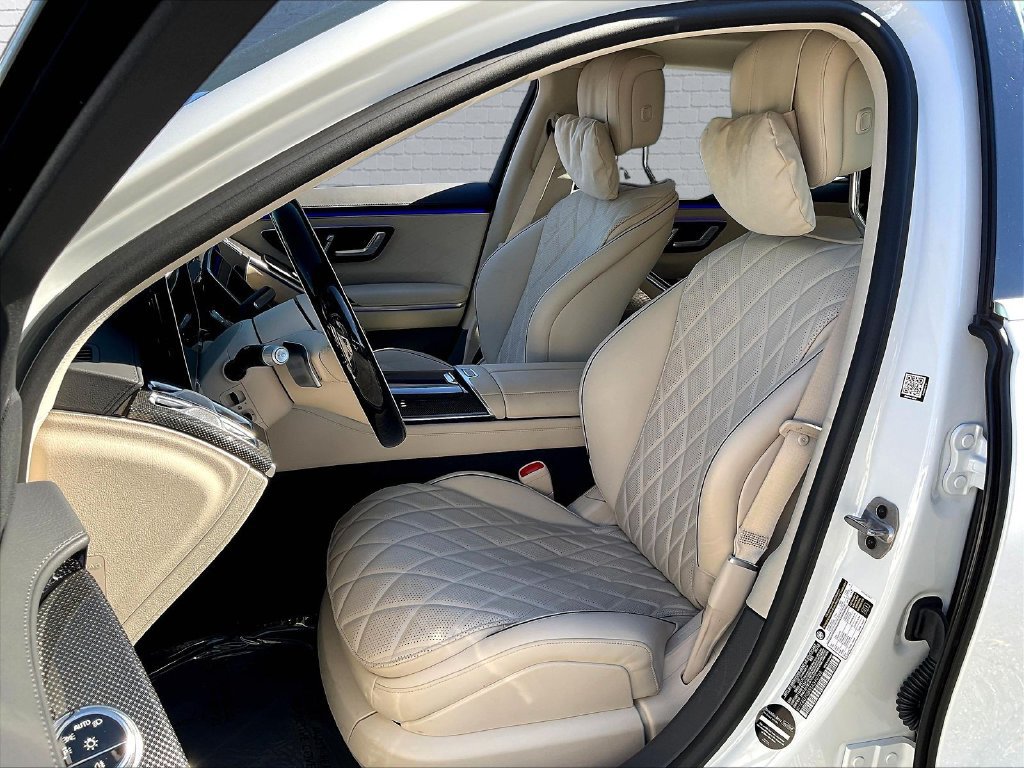 Used 2025 Mercedes-Benz S 580 4MATIC Sedan image 17