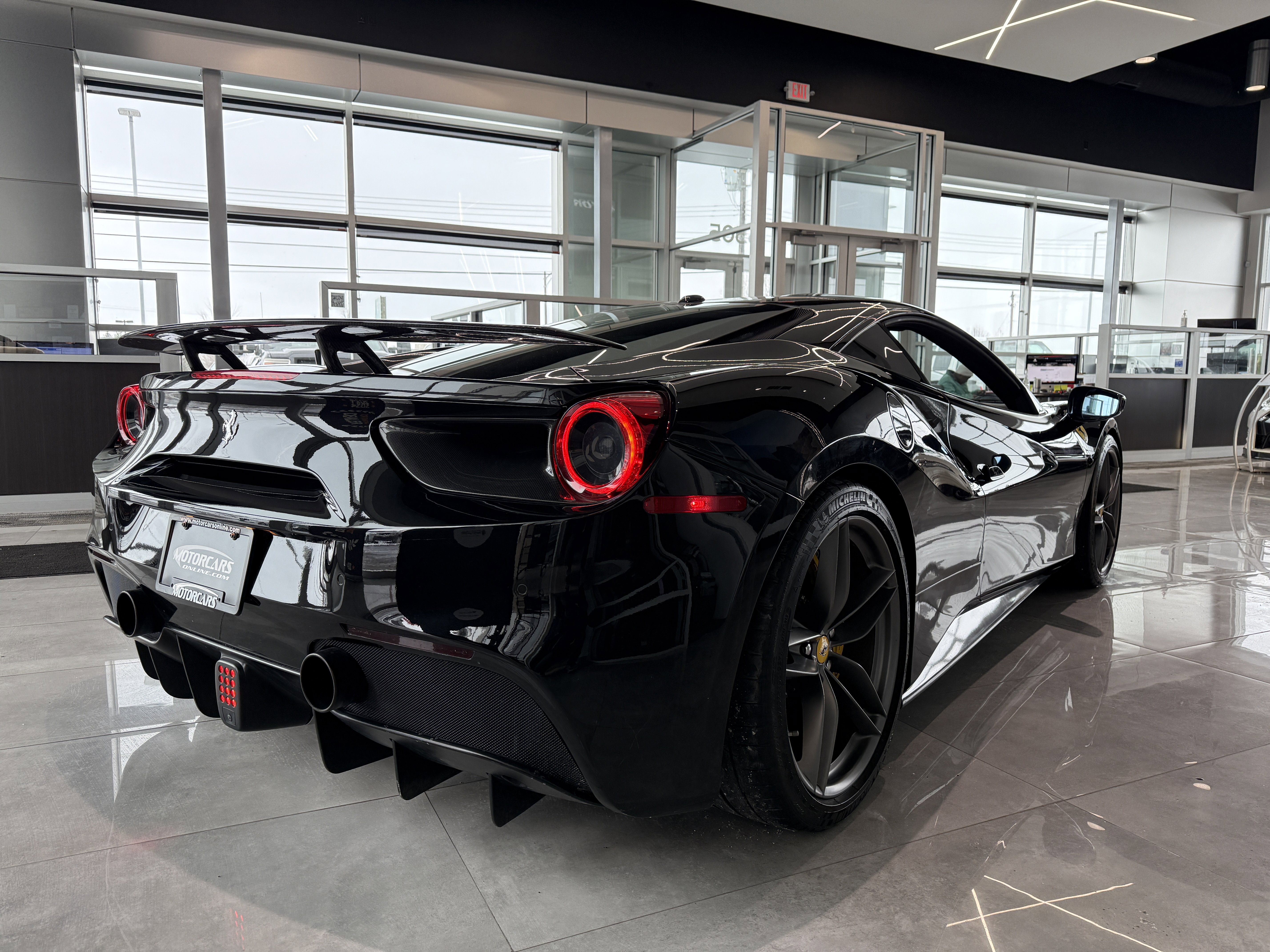 Used 2016 Ferrari 488 GTB image 6