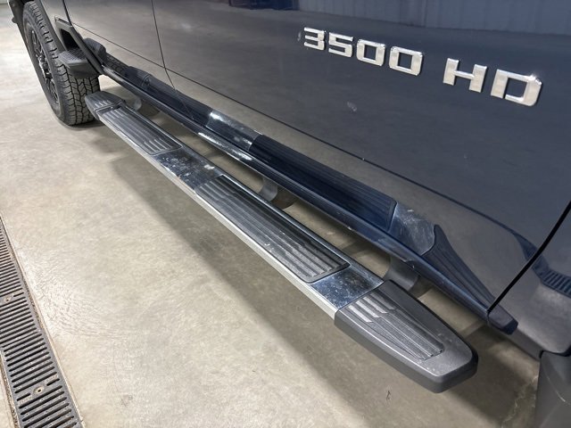 Used 2022 Chevrolet Silverado 3500 LT w/ Convenience Package image 12