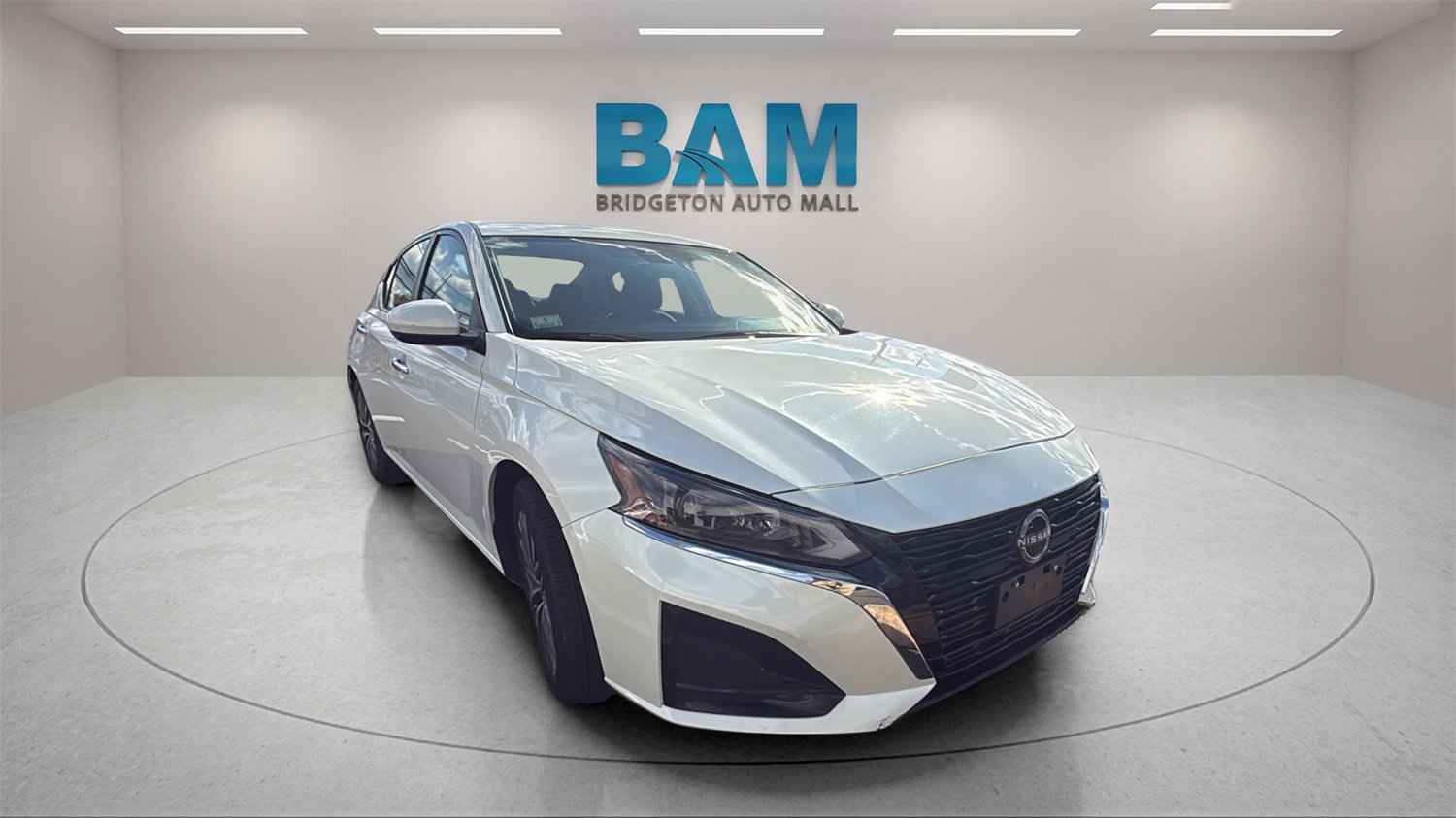 Used 2023 Nissan Altima 2.5 SV