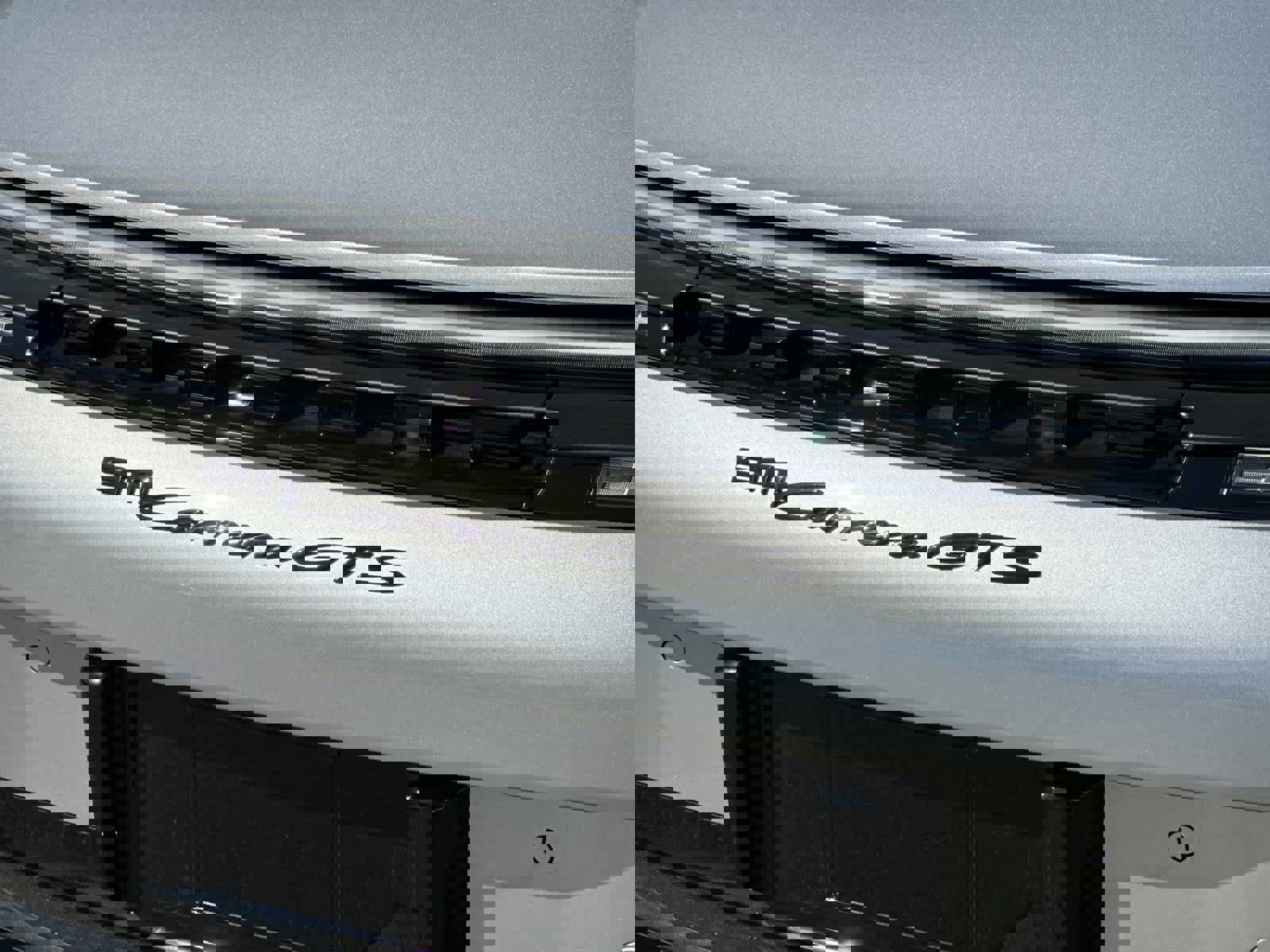 Certified 2025 Porsche 911 Carrera GTS RWD image 26