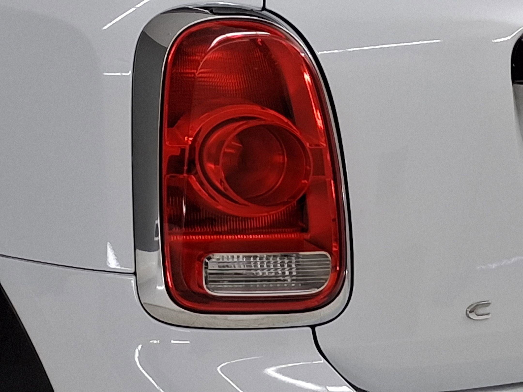 Used 2018 MINI Cooper Countryman FWD image 11