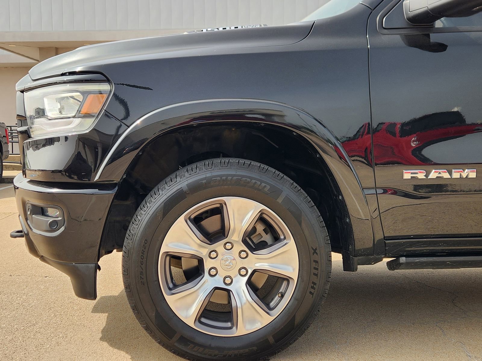 Used 2020 RAM 1500 Laramie w/ Sport Appearance Package AWD/4WD image 11