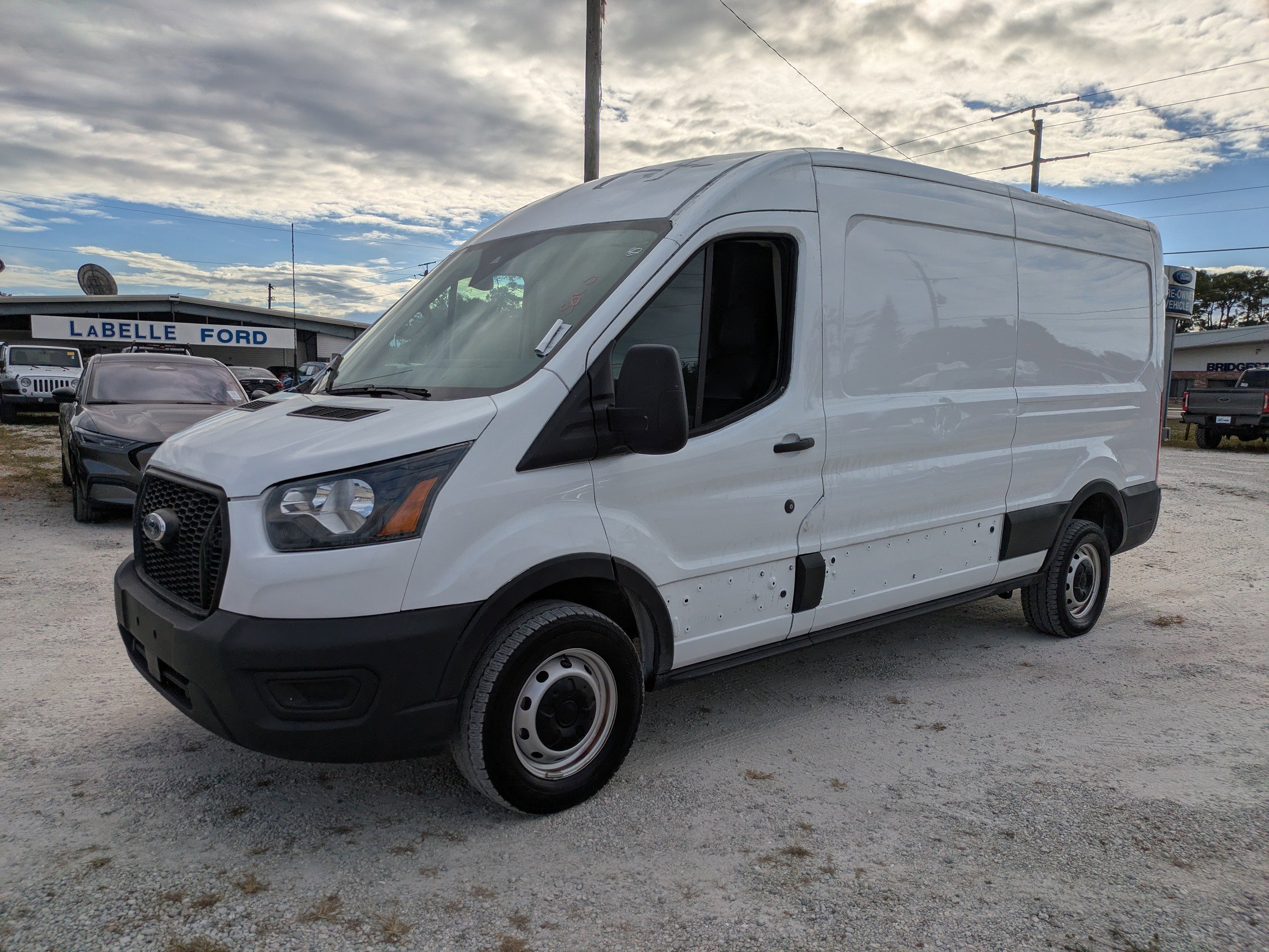 Used 2023 Ford Transit 250 Medium Roof w/ Load Area Protection Package RWD image 7
