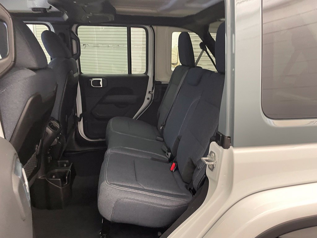 New 2026 Jeep Wrangler Unlimited Rubicon AWD/4WD image 16