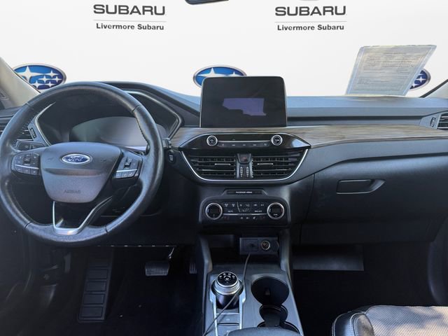 Used 2020 Ford Escape Titanium image 12