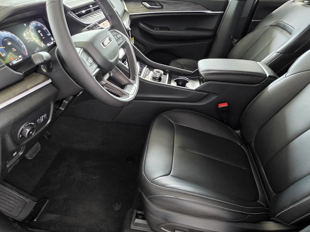 New 2026 Jeep Grand Cherokee Limited w/ Limited Altitude Package RWD image 7
