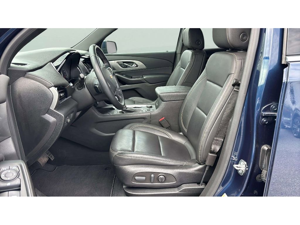 Used 2023 Chevrolet Traverse LT AWD/4WD image 11