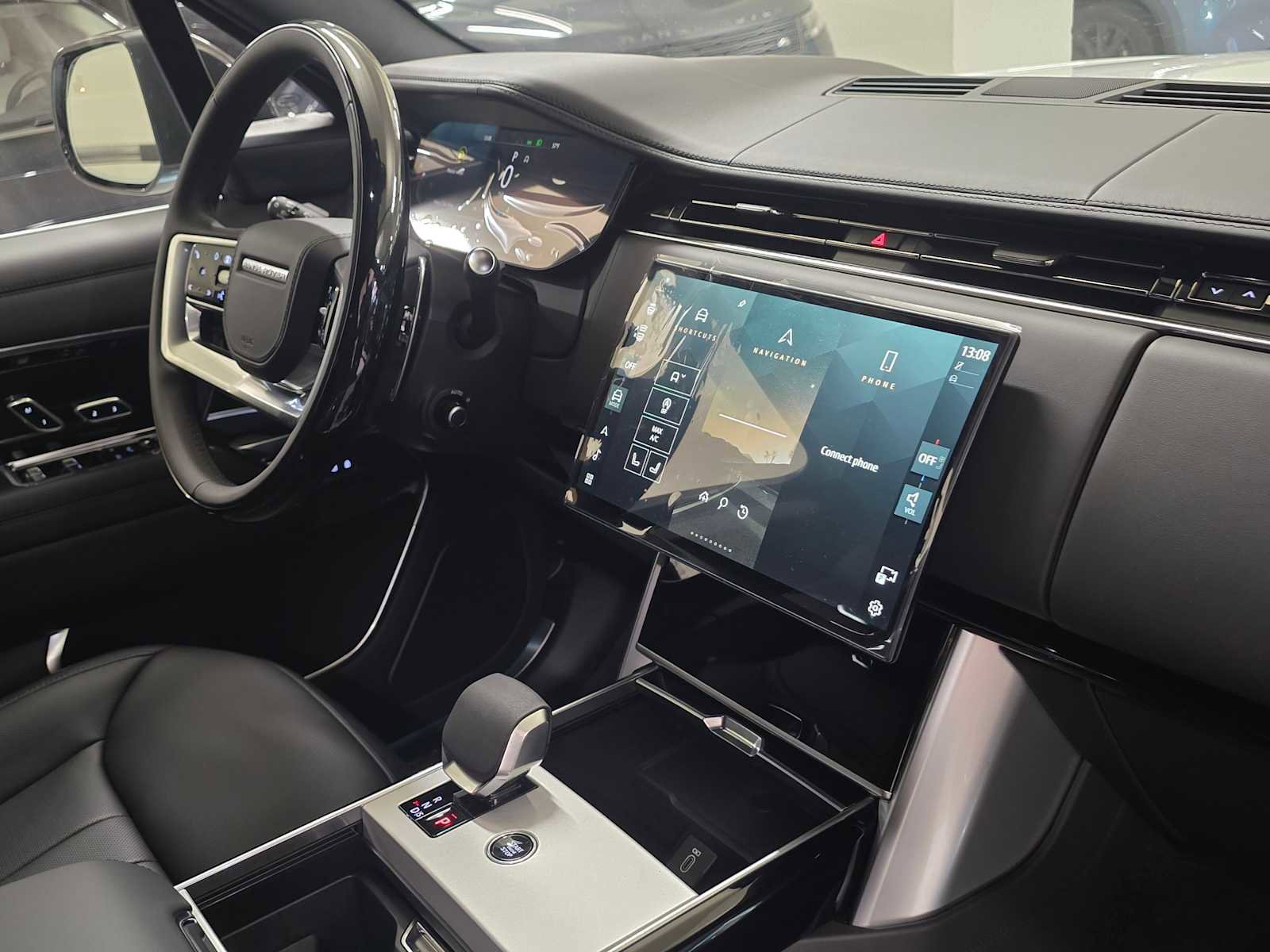 New 2026 Land Rover Range Rover SE image 10