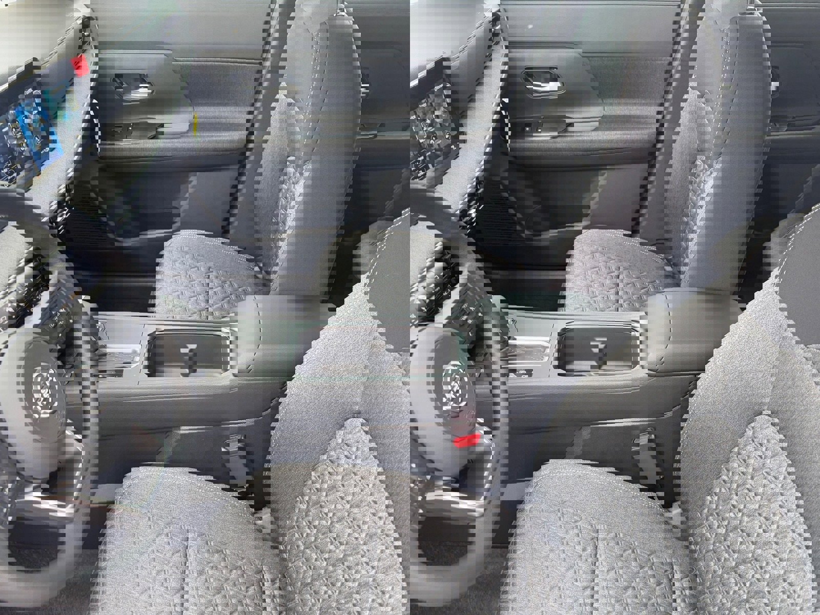 New 2026 Nissan Kicks SV image 19