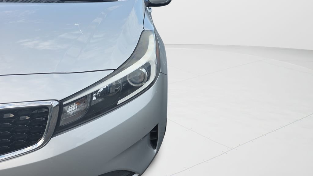 Used 2017 Kia Forte LX FWD image 24