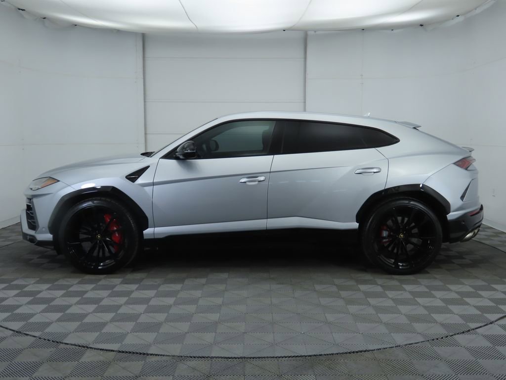 Used 2022 Lamborghini Urus image 8