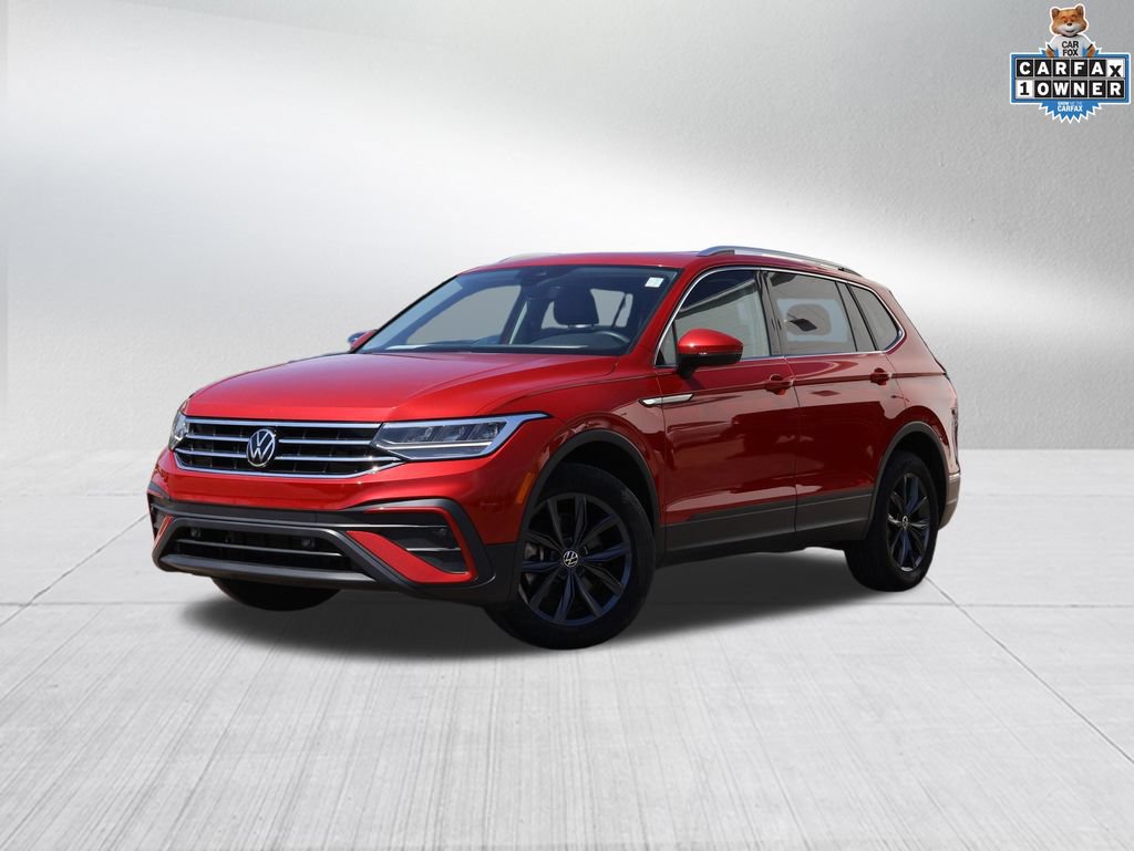 Certified 2023 Volkswagen Tiguan SE w/ Panoramic Sunroof Package AWD/4WD image 1