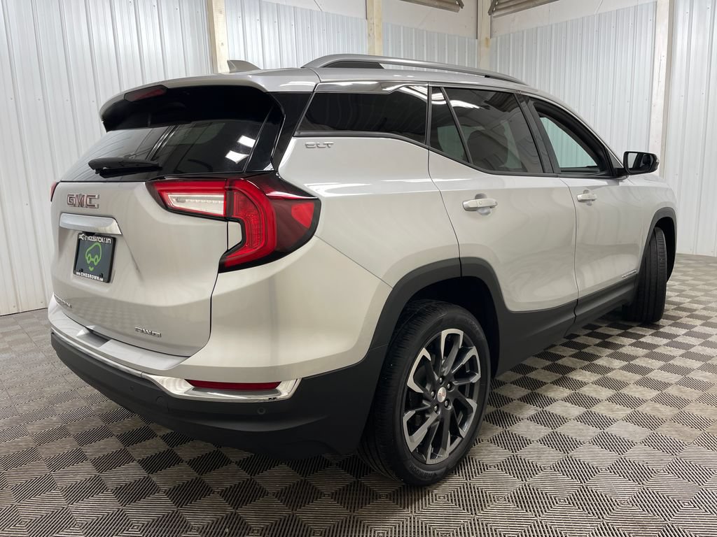 Used 2022 GMC Terrain SLT w/ Infotainment Package II AWD/4WD image 22