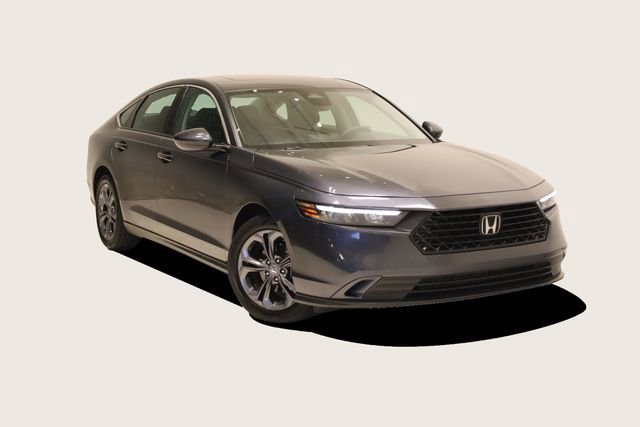 Used 2023 Honda Accord EX image 2