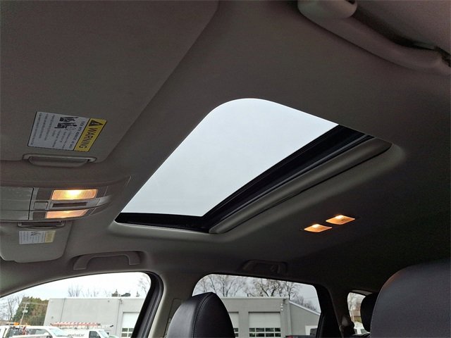 Used 2023 MAZDA CX-9 Touring image 17